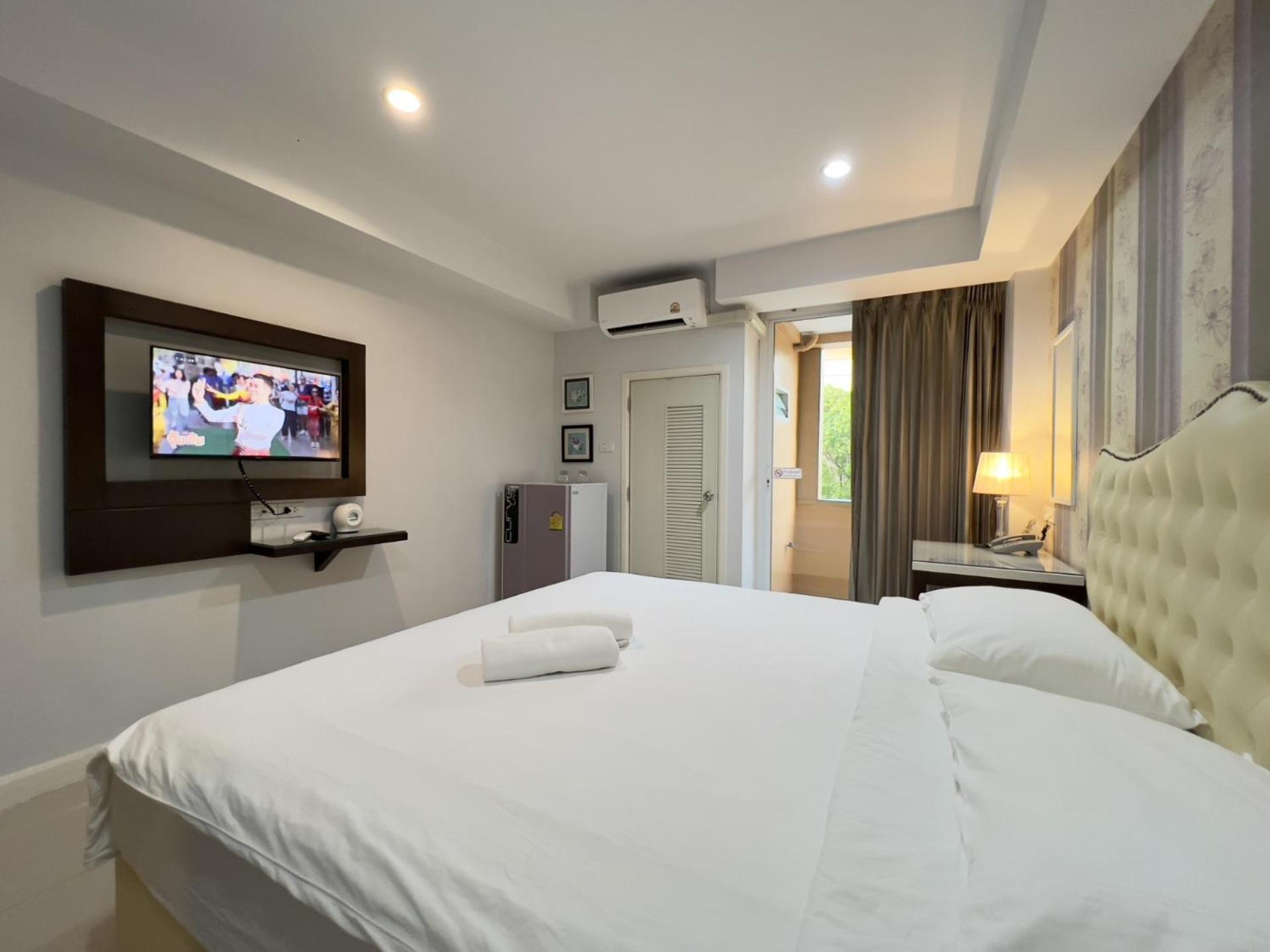 BaanHim Hotel Rayong Buitenkant foto
